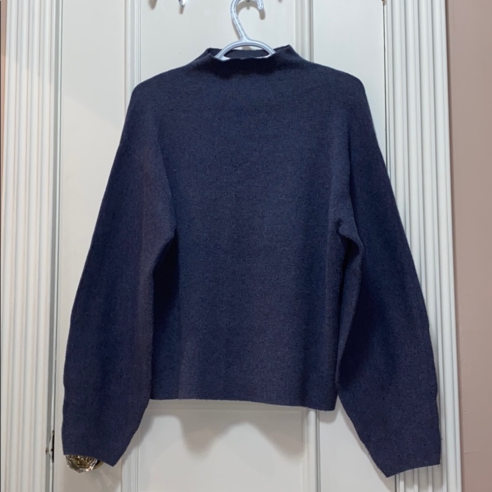 Knit sweater